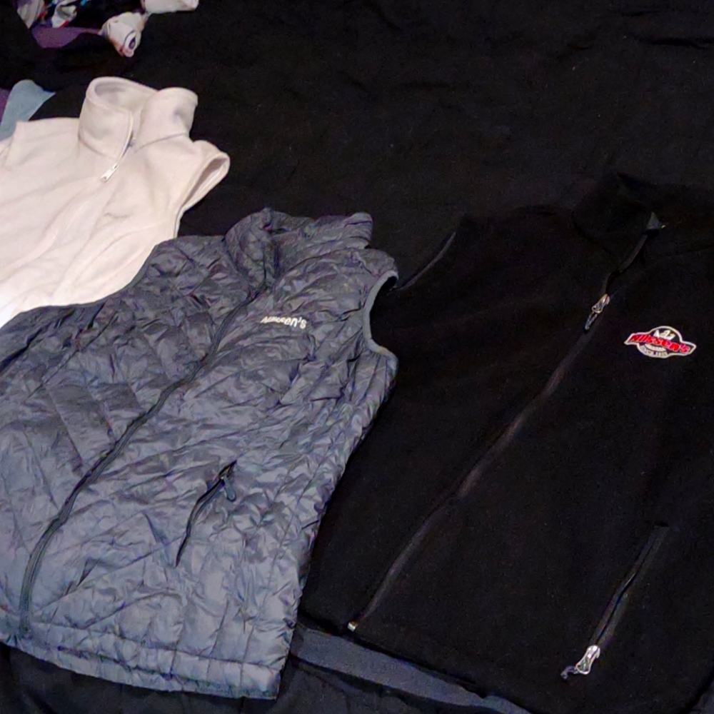 Columbia Vest and 2 Bonus Vests